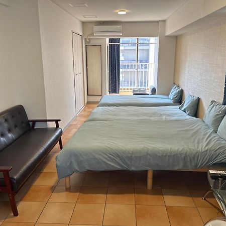 Large Room By Kuromon Market Osaka Exterior foto